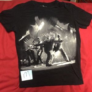 U2  360 concert tour tshirt